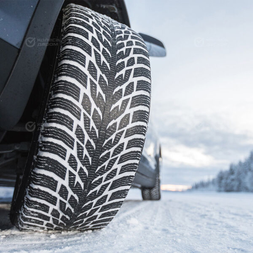 Nokian Tyres Hakkapeliitta R3 SUV 235/65 R17 108R