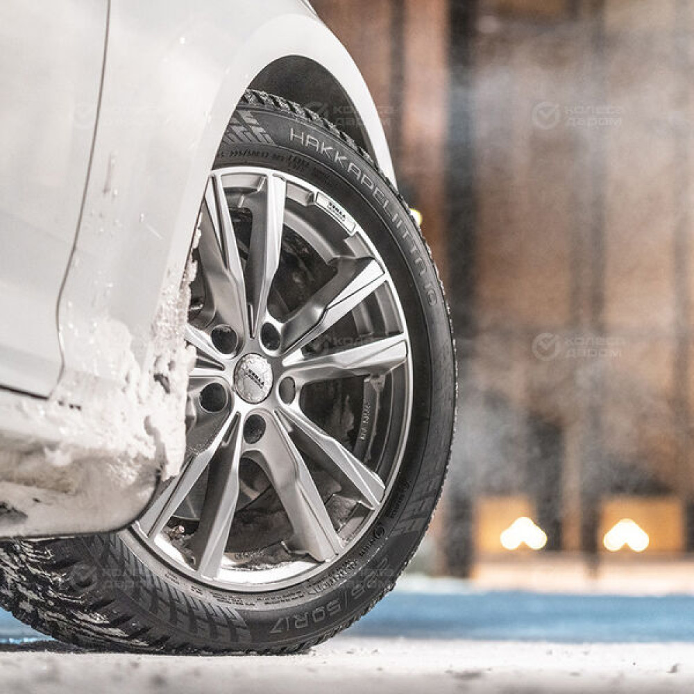 Nokian Tyres Hakkapeliitta 10p 225/55 R16 99T