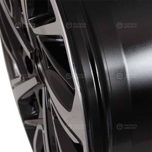 Колесный диск СКАД KL-372 7xR17 5x114.3 ET50 DIA67.1 (уценка) глянцевый черный с полированной лицевой частью