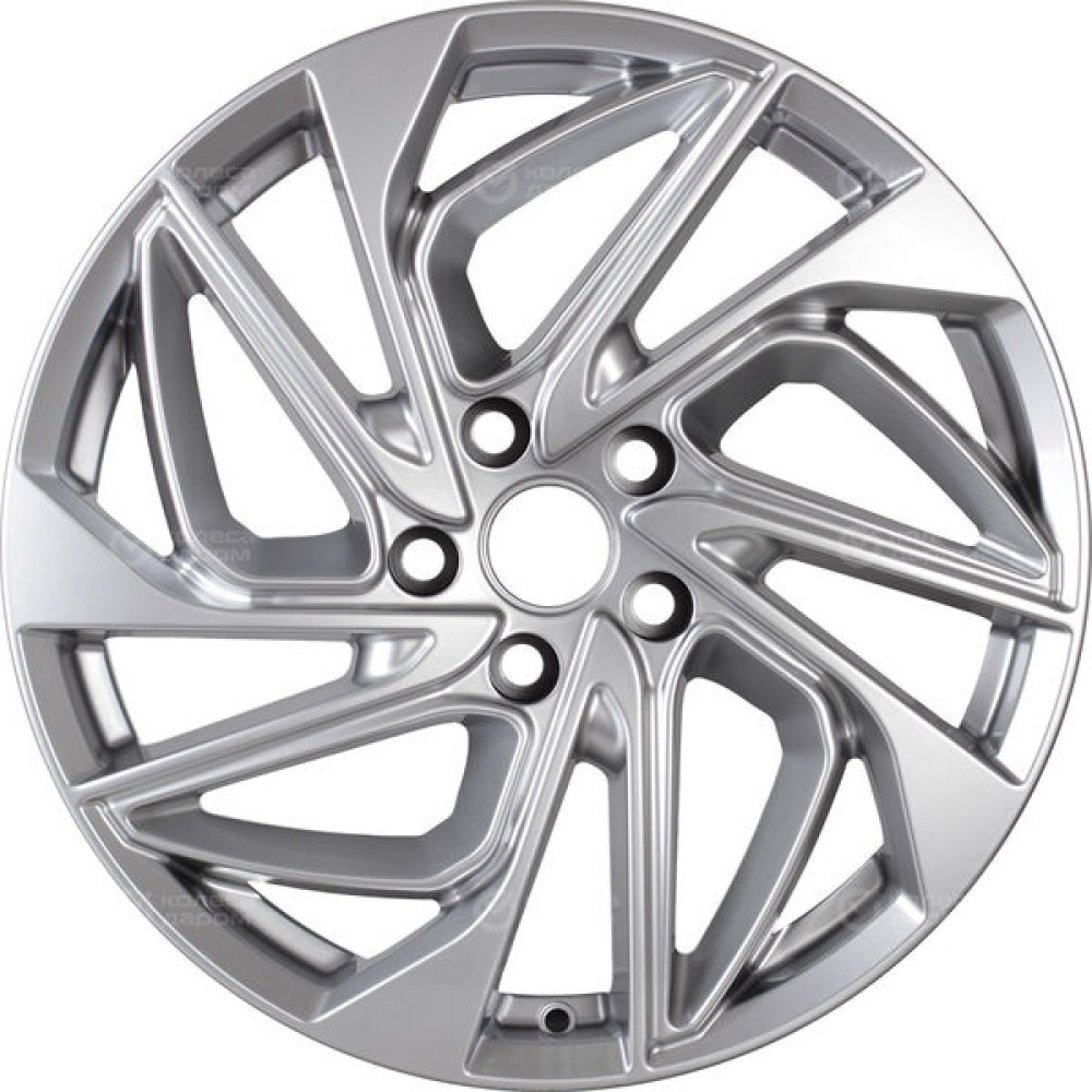 Колесный диск iFree Original КС883 (ZV 18_Outlander) 7xR18 5x114.3 ET38 DIA67.1 глянцевый серебристый