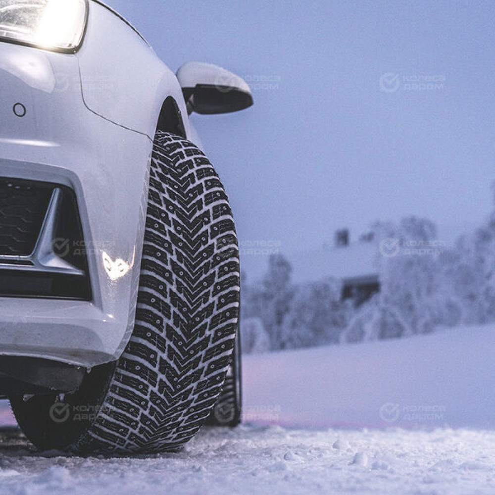 Nokian Tyres Hakkapeliitta 10p 235/45 R18 98T