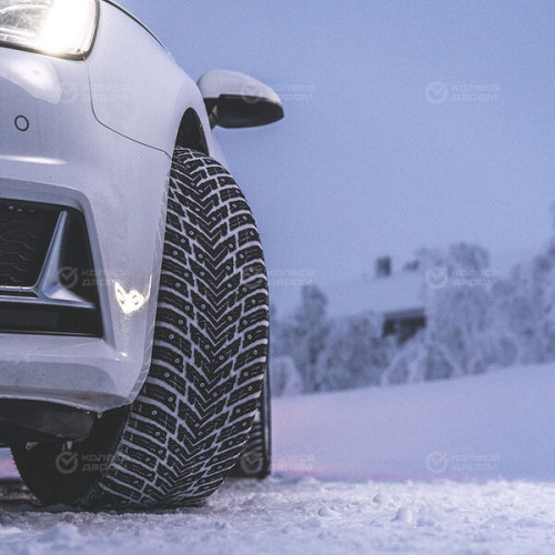 Nokian Tyres Hakkapeliitta 10p 235/45 R18 98T