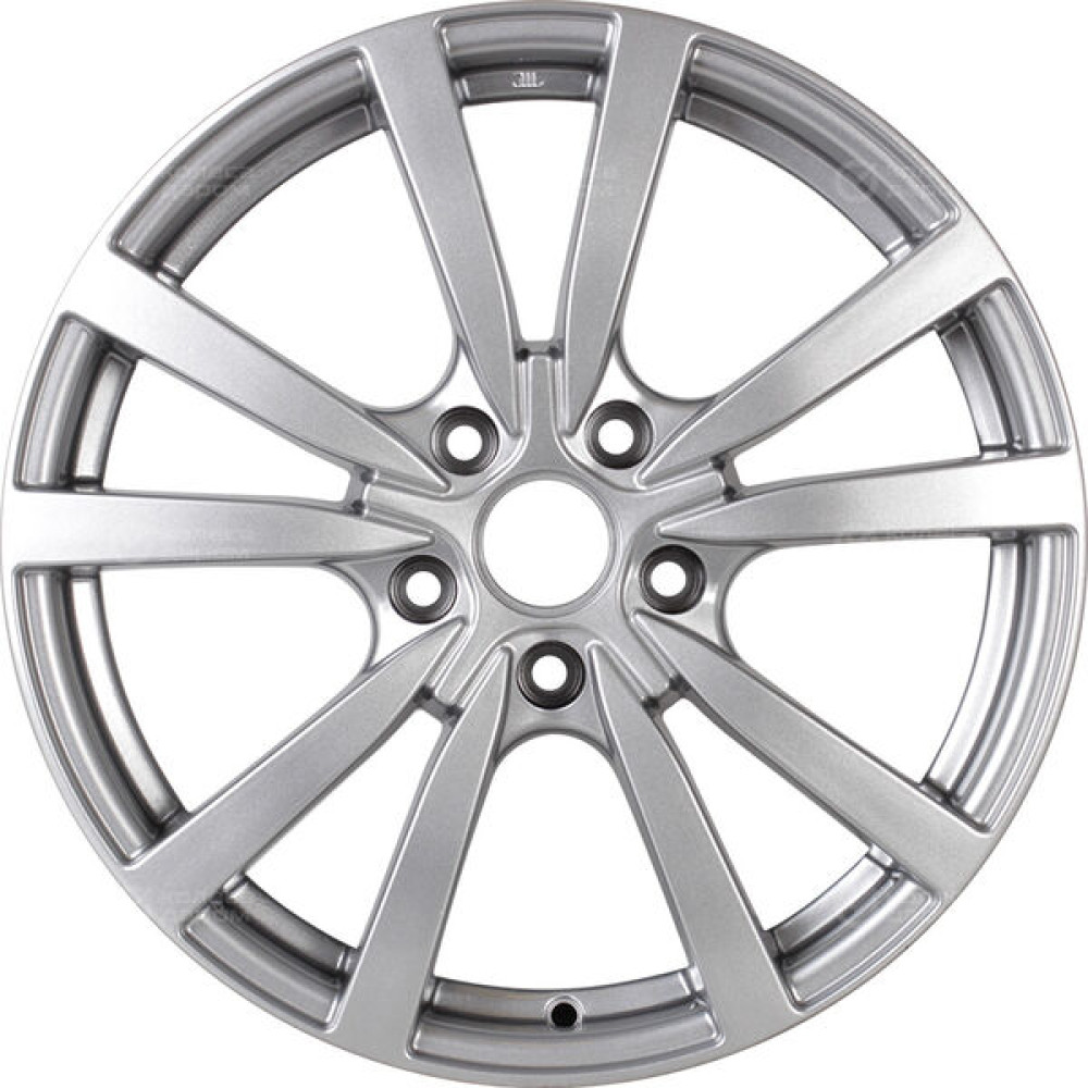 Колесный диск Carwel Гранд 131 7xR17 5x114.3 ET45 DIA67.1 серебристый металлик