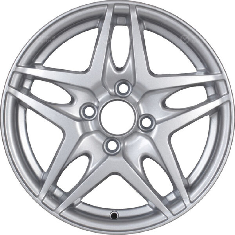 Колесный диск Tech Line 530 6xR15 4x114.3 ET45 DIA56.6 серебристый