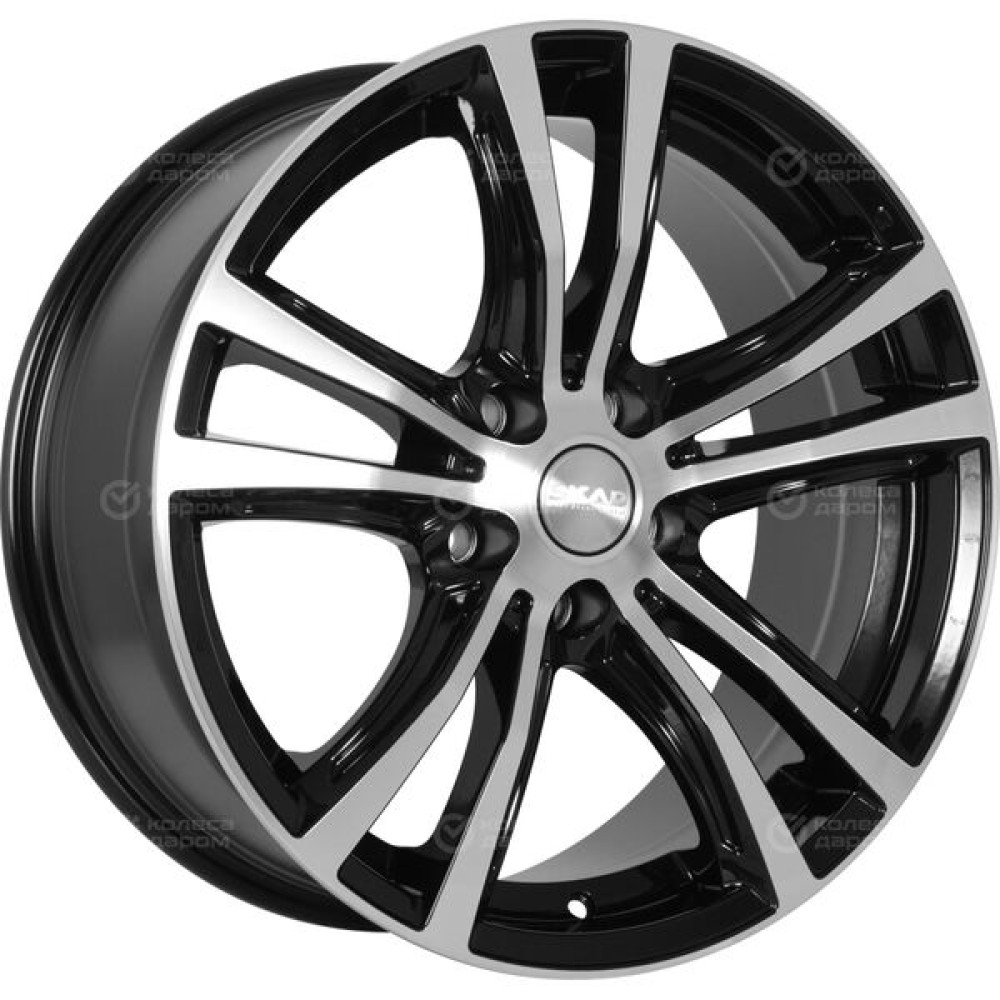 Колесный диск СКАД Мюнхен 8xR18 5x112 ET40 DIA57.1 черный глянцевый с полированной лицевой поверхностью