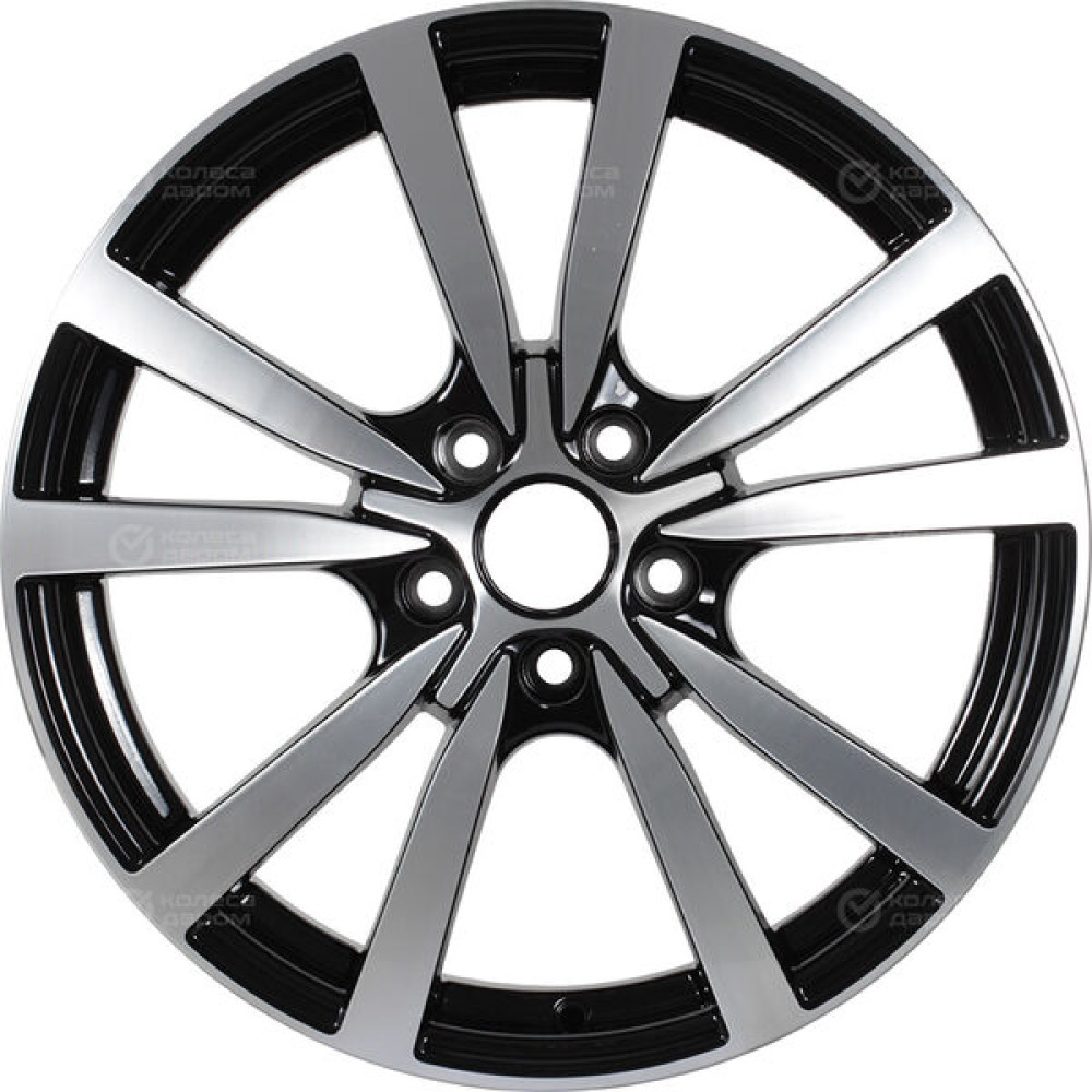 Колесный диск Carwel Гранд 131 7xR17 5x114.3 ET45 DIA67.1 чёрный глянцевый с полированной лицевой поверхностью