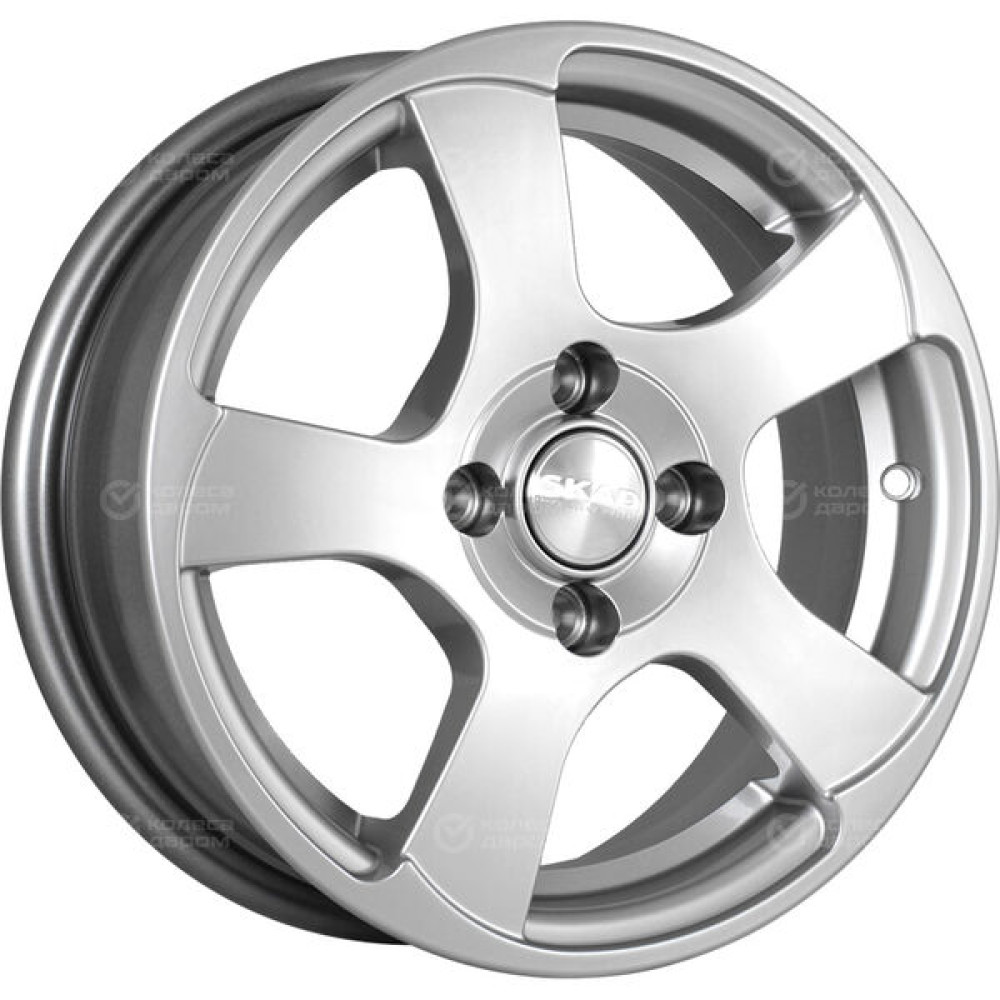 Колесный диск СКАД Акула 6xR16 4x100 ET52 DIA54.1 серебристый