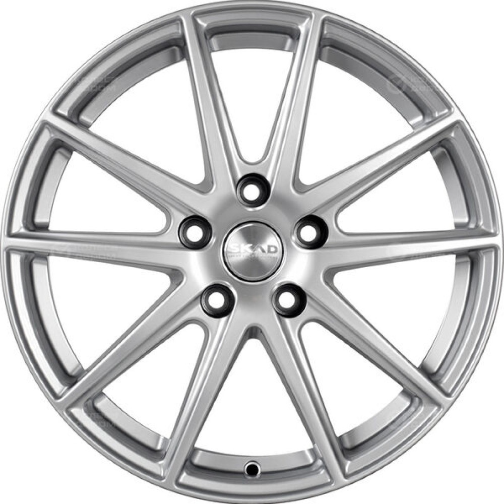 Колесный диск СКАД Амстердам 7xR17 5x114.3 ET45 DIA66.1 серебристый