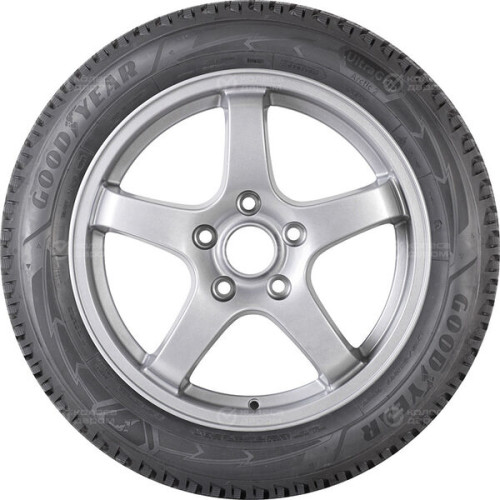 Goodyear UltraGrip Arctic 2 215/50 R17 95T
