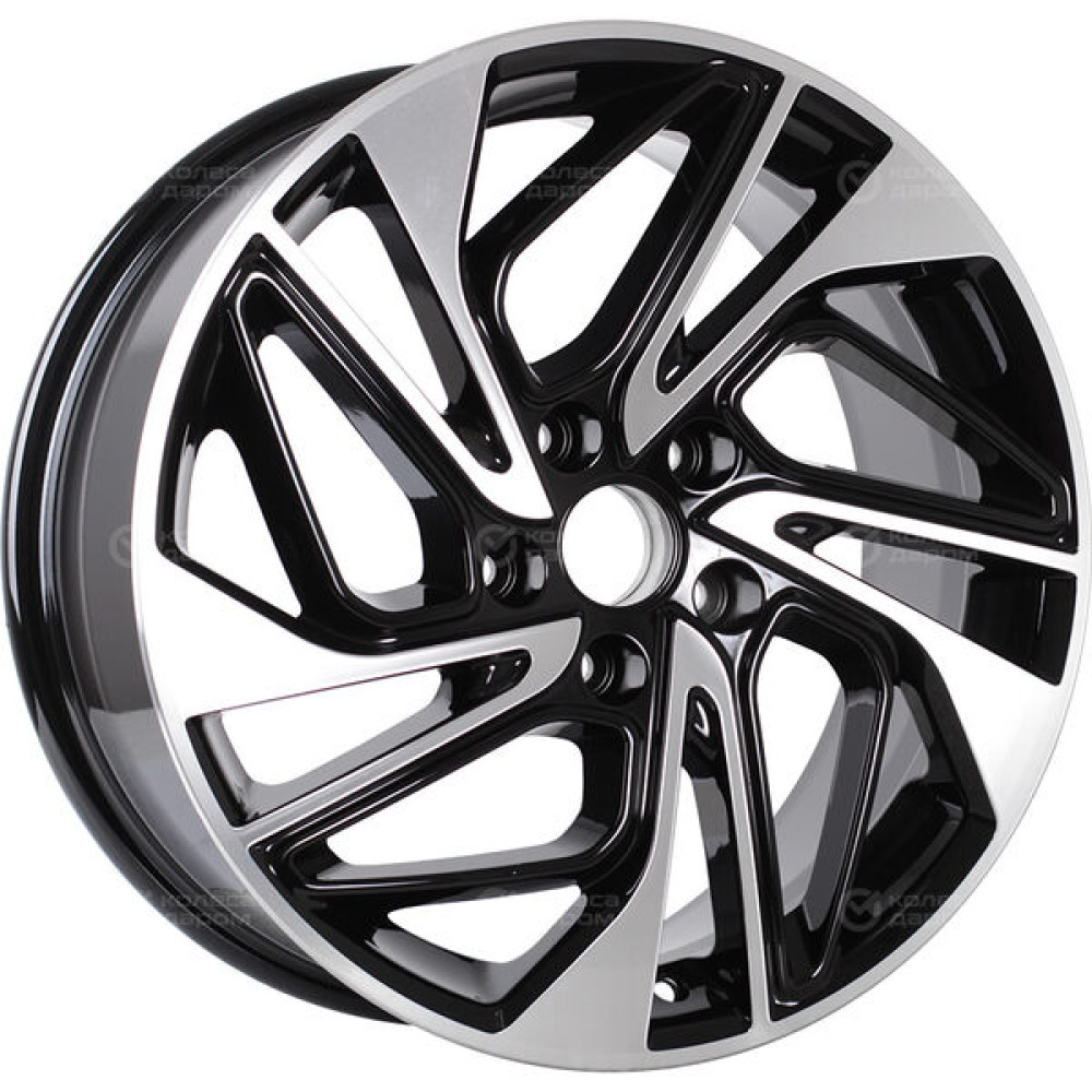 Колесный диск Carwel Калкан 206 7xR17 5x114.3 ET40 DIA66.1 чёрный глянцевый с полированной лицевой поверхностью