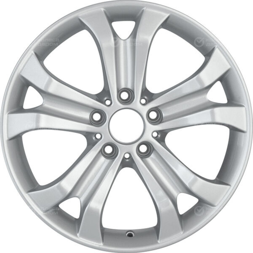 Колесный диск Replay B81 11xR20 5x120 ET37 DIA72.6 серебристый