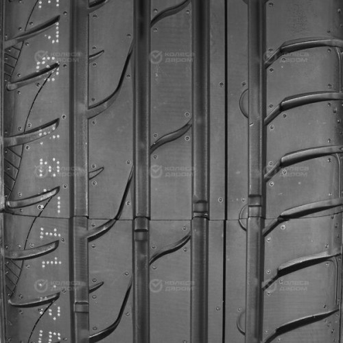 Evergreen DYNACONTROL EU728 245/40 R20 99W