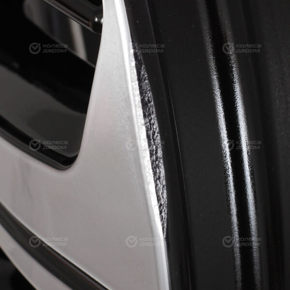 Колесный диск СКАД KL-372 7xR17 5x114.3 ET50 DIA67.1 (уценка) глянцевый черный с полированной лицевой частью