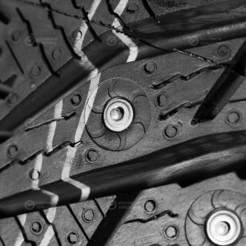 Marshal WINTERCRAFT ICE WI31 215/65 R16 98T