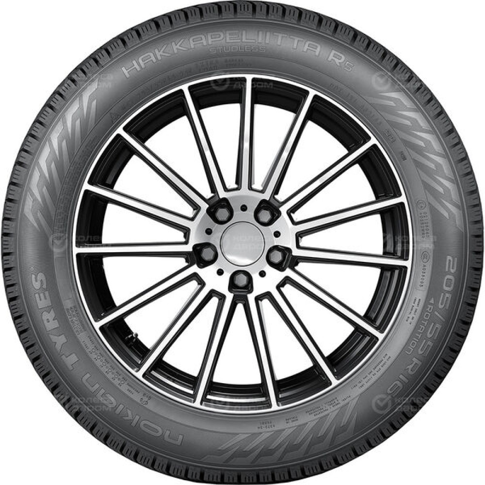 Nokian Tyres Hakkapeliitta R5 255/45 R19 104T