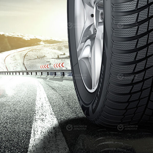 Bridgestone Blizzak LM001 235/45 R20 96H